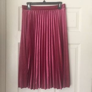 Evereve velvet pleated skirt